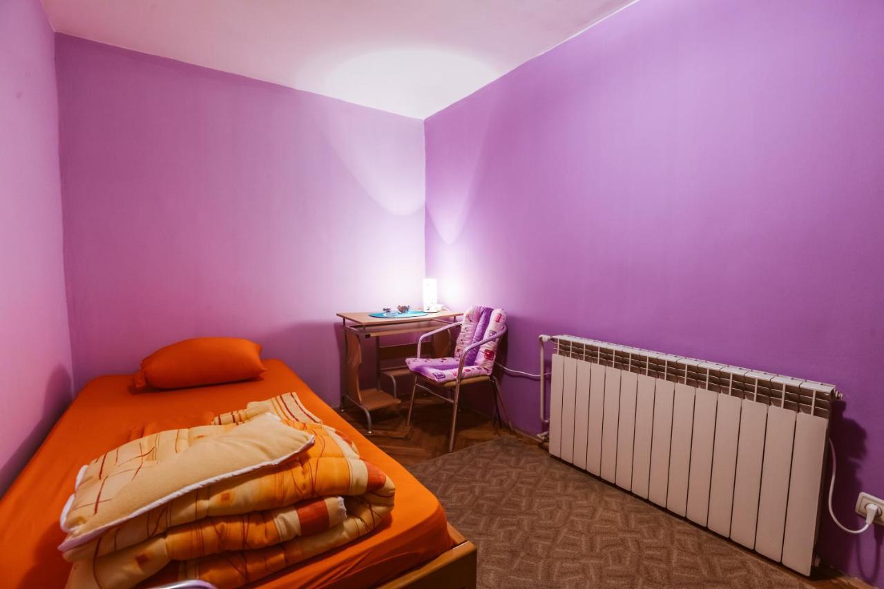 Laufer Hostel Novi Sad Bagian luar foto