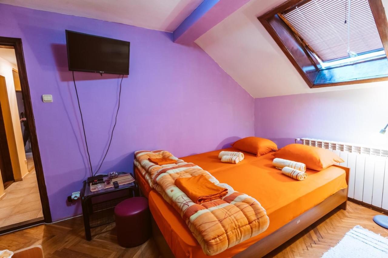 Laufer Hostel Novi Sad Bagian luar foto