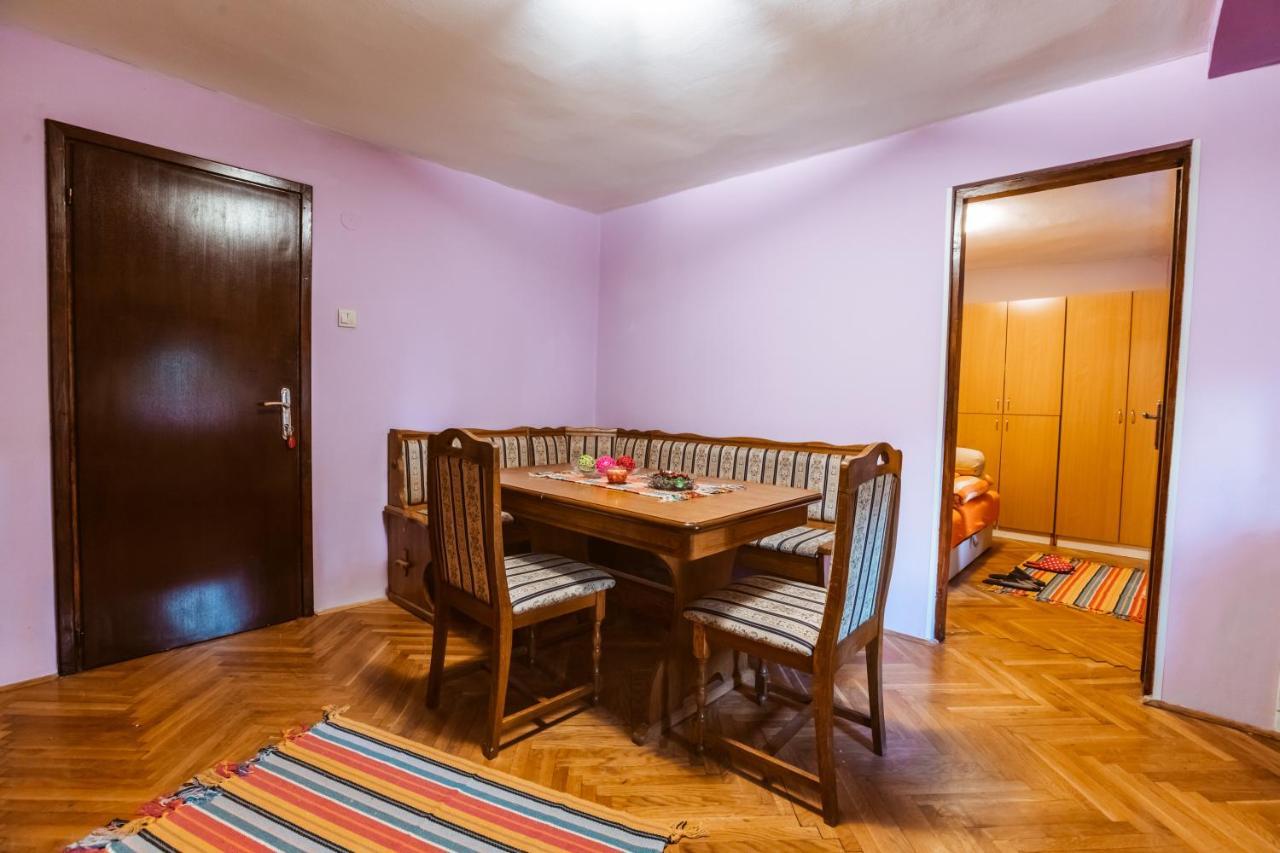 Laufer Hostel Novi Sad Bagian luar foto