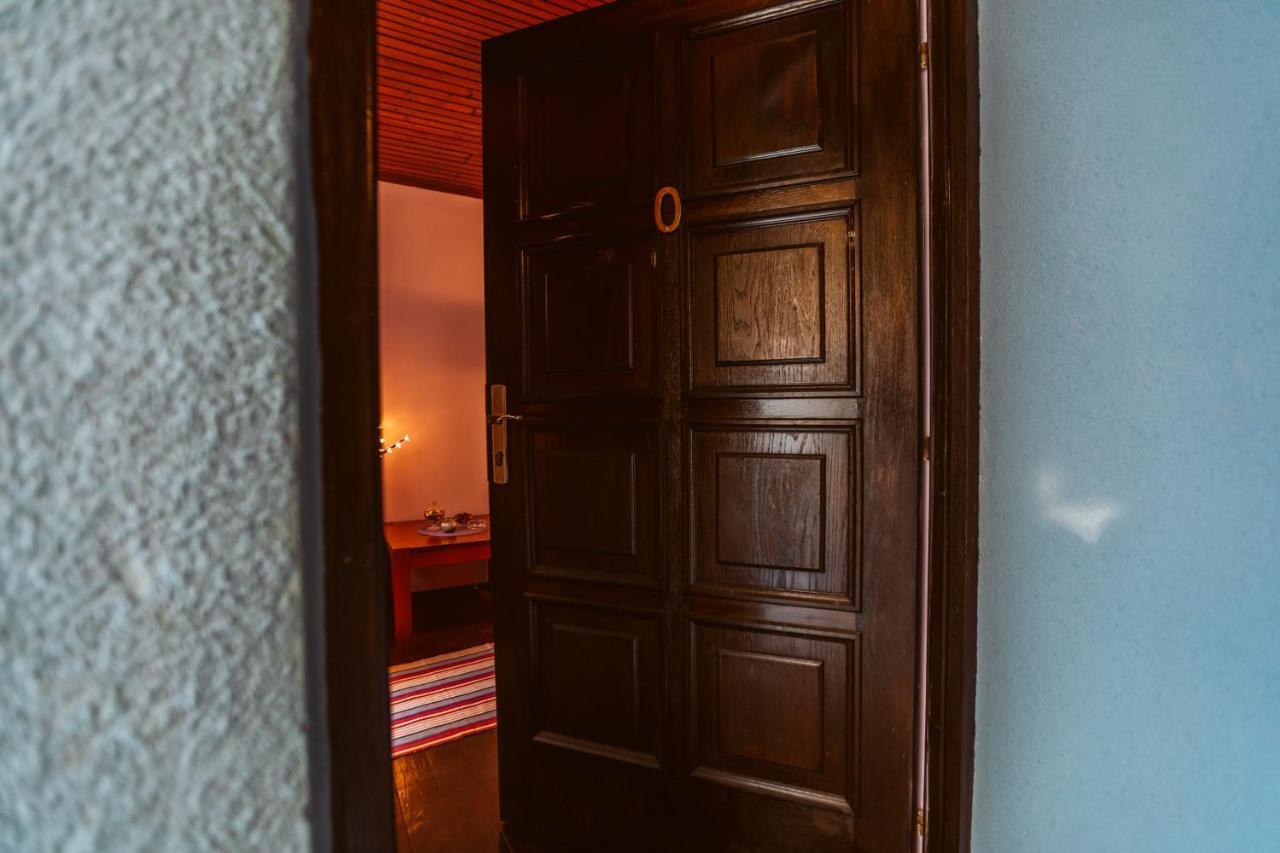Laufer Hostel Novi Sad Bagian luar foto